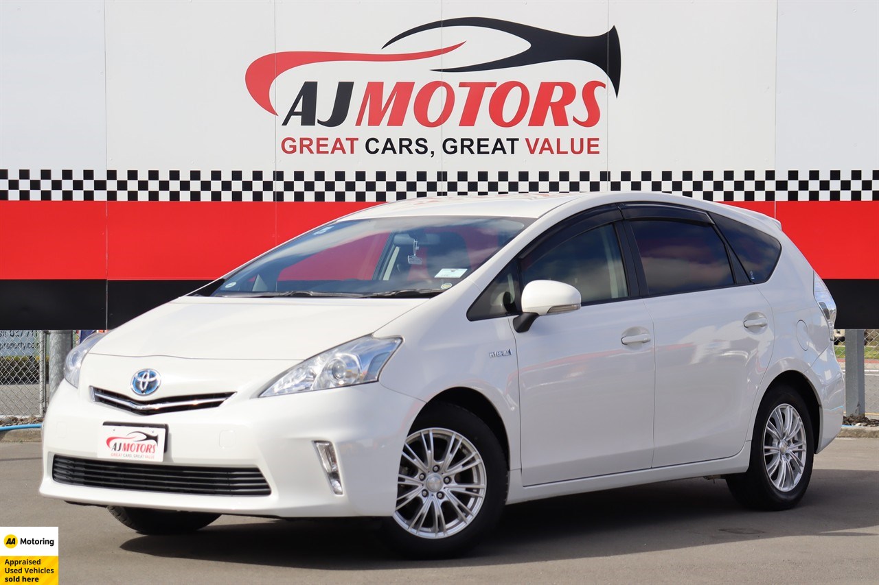 2012 Toyota Prius Alpha
