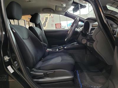 2020 Nissan Leaf - Thumbnail