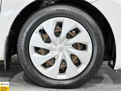 2018 Toyota Corolla - Thumbnail