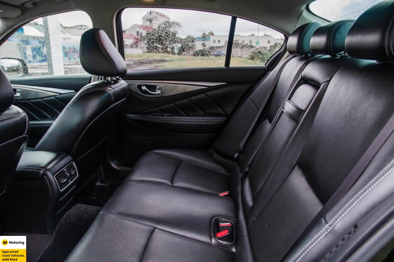 2014 Nissan Skyline