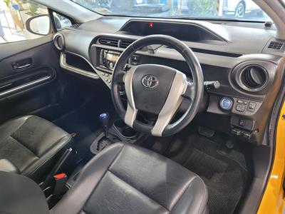 2014 Toyota Aqua - Thumbnail
