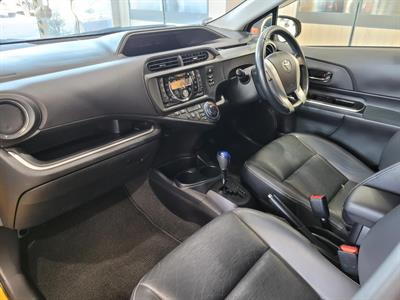 2014 Toyota Aqua - Thumbnail