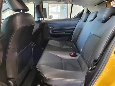 2014 Toyota Aqua - Thumbnail