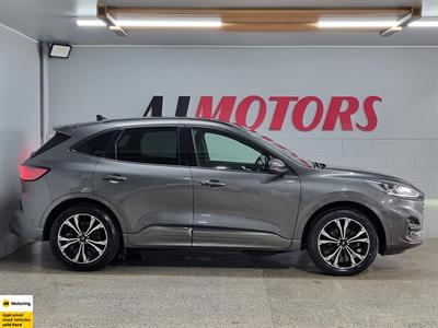 2021 Ford Escape - Thumbnail