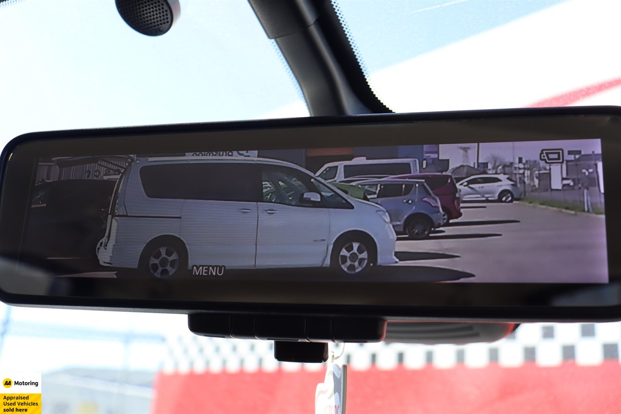 2018 Nissan Serena