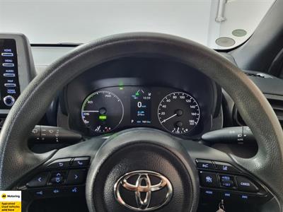 2020 Toyota Yaris - Thumbnail