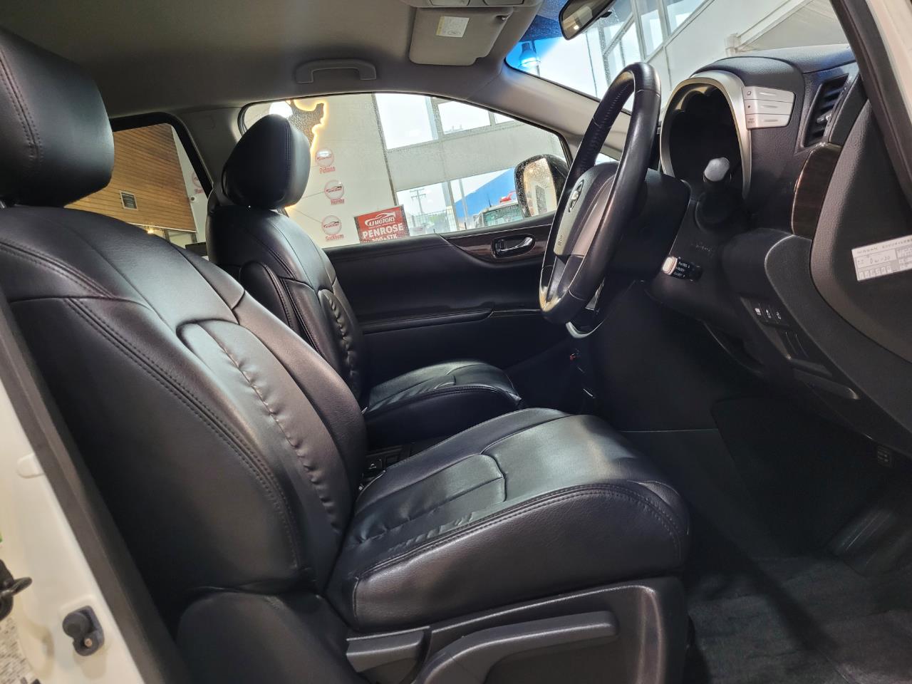 2012 Nissan Elgrand