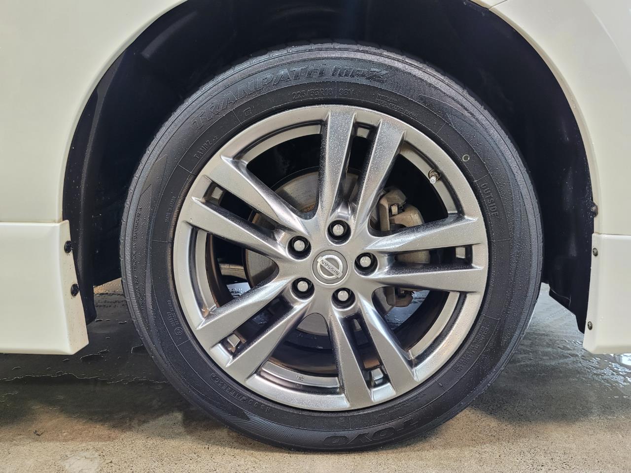 2012 Nissan Elgrand