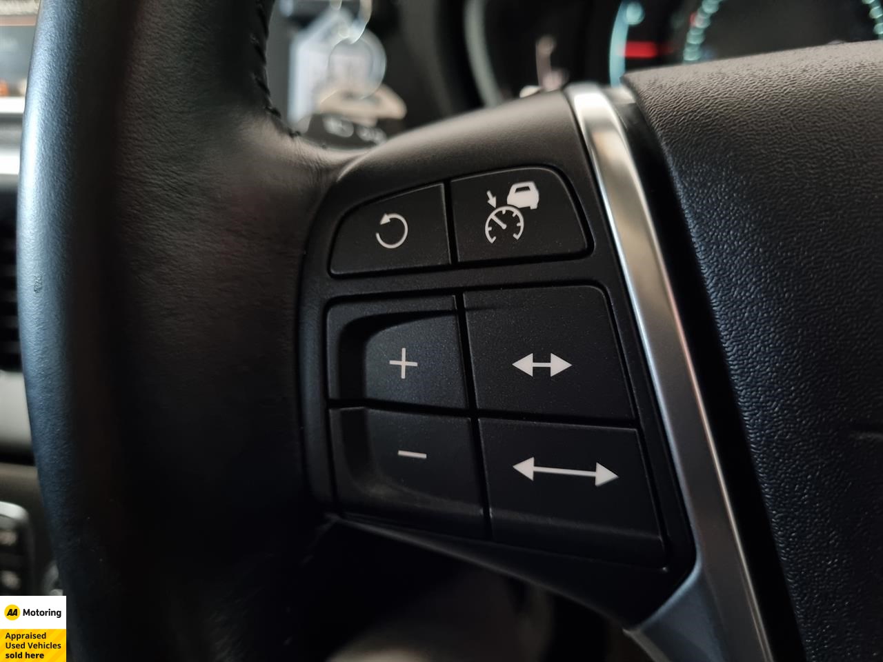 2014 Volvo V40