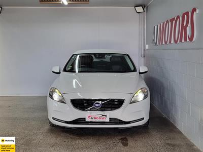2014 Volvo V40 - Thumbnail