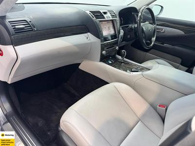 2012 Lexus LS 600 - Thumbnail