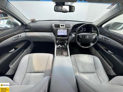 2012 Lexus LS 600 - Thumbnail