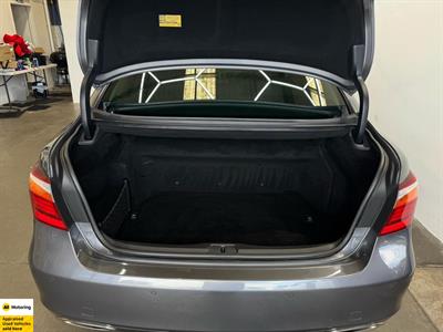 2012 Lexus LS 600 - Thumbnail