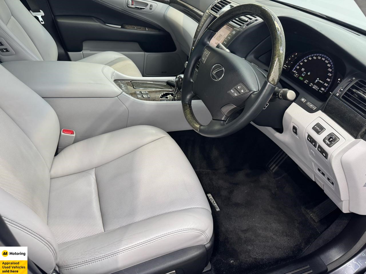 2012 Lexus LS 600