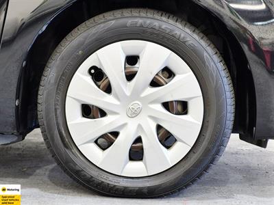 2015 Toyota Spade - Thumbnail