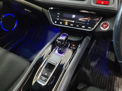 2015 Honda Vezel - Thumbnail