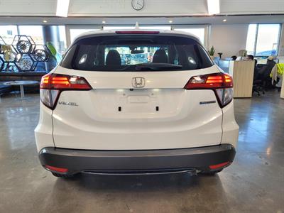 2015 Honda Vezel - Thumbnail