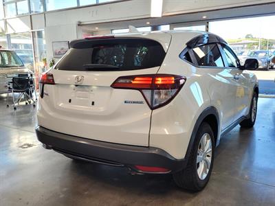 2015 Honda Vezel - Thumbnail