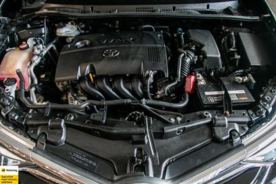 2016 Toyota Auris - Thumbnail