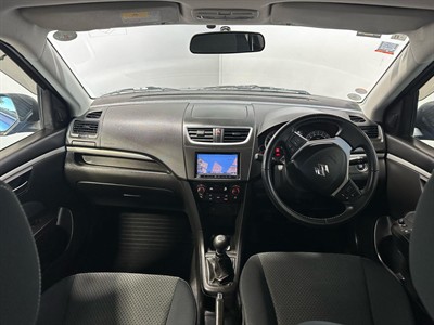 2014 Suzuki Swift - Thumbnail