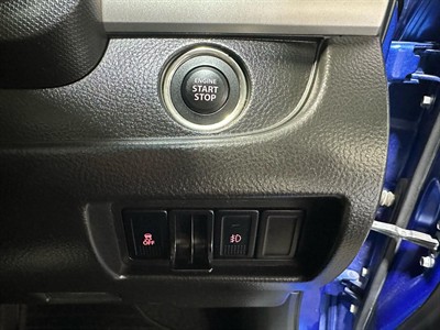 2014 Suzuki Swift - Thumbnail
