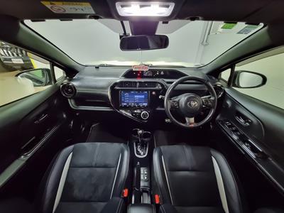 2018 Toyota Aqua - Thumbnail