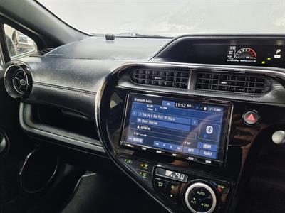 2018 Toyota Aqua - Thumbnail