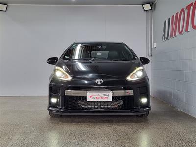 2018 Toyota Aqua - Thumbnail