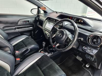 2018 Toyota Aqua - Thumbnail