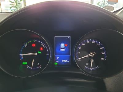 2017 Toyota C-HR - Thumbnail
