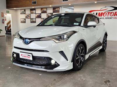 2017 Toyota C-HR - Thumbnail