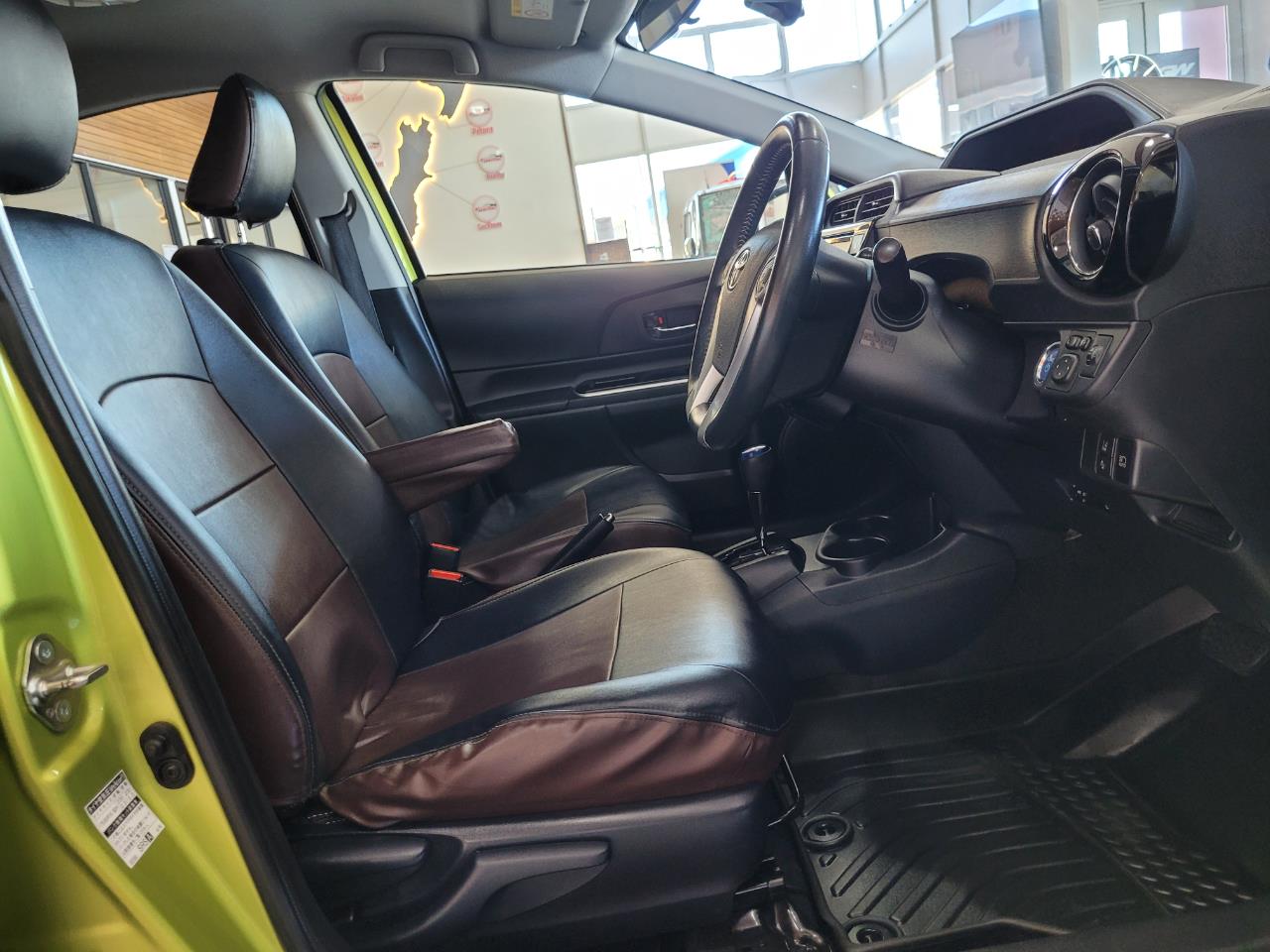2015 Toyota Aqua