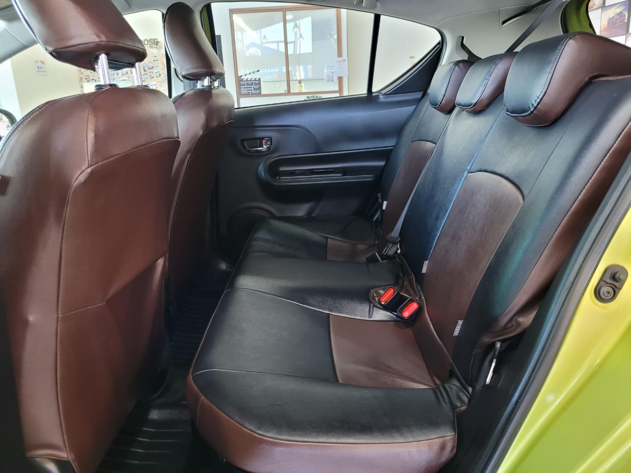 2015 Toyota Aqua