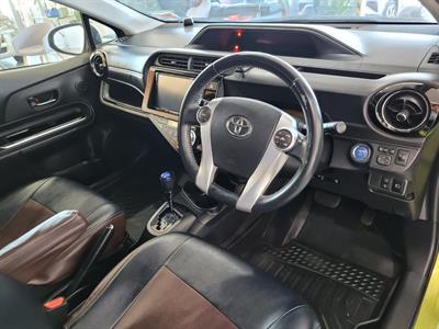 2015 Toyota Aqua - Thumbnail