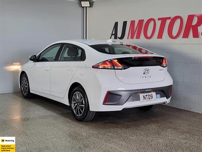 2021 Hyundai IONIQ - Thumbnail