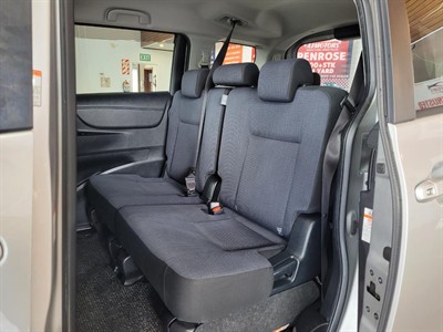 2016 Toyota Sienta - Thumbnail