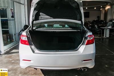2014 Toyota Camry - Thumbnail