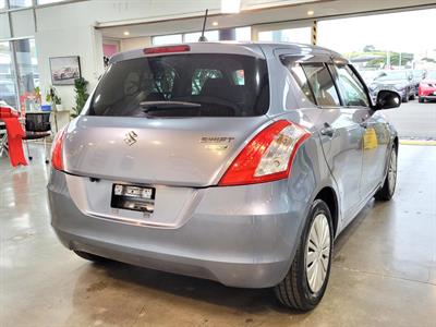 2013 Suzuki Swift - Thumbnail