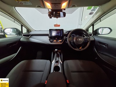 2020 Toyota Corolla - Thumbnail