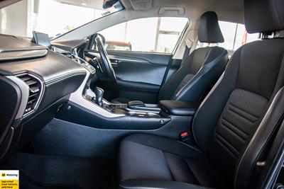 2015 Lexus NX 300h - Thumbnail