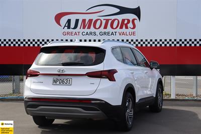 2021 Hyundai Santa Fe - Thumbnail