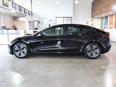 2021 Tesla Model 3 - Thumbnail