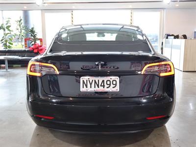 2021 Tesla Model 3 - Thumbnail