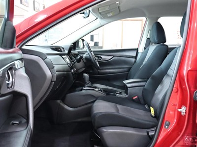 2021 Nissan X-Trail - Thumbnail