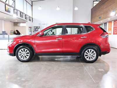 2021 Nissan X-Trail - Thumbnail