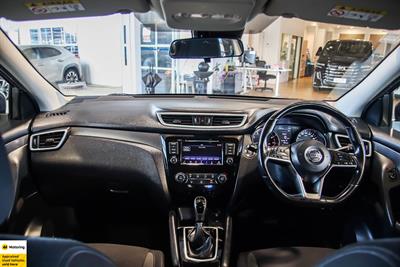 2021 Nissan Qashqai - Thumbnail