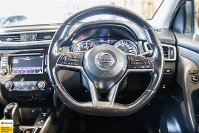 2021 Nissan Qashqai - Thumbnail
