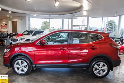 2021 Nissan Qashqai - Thumbnail