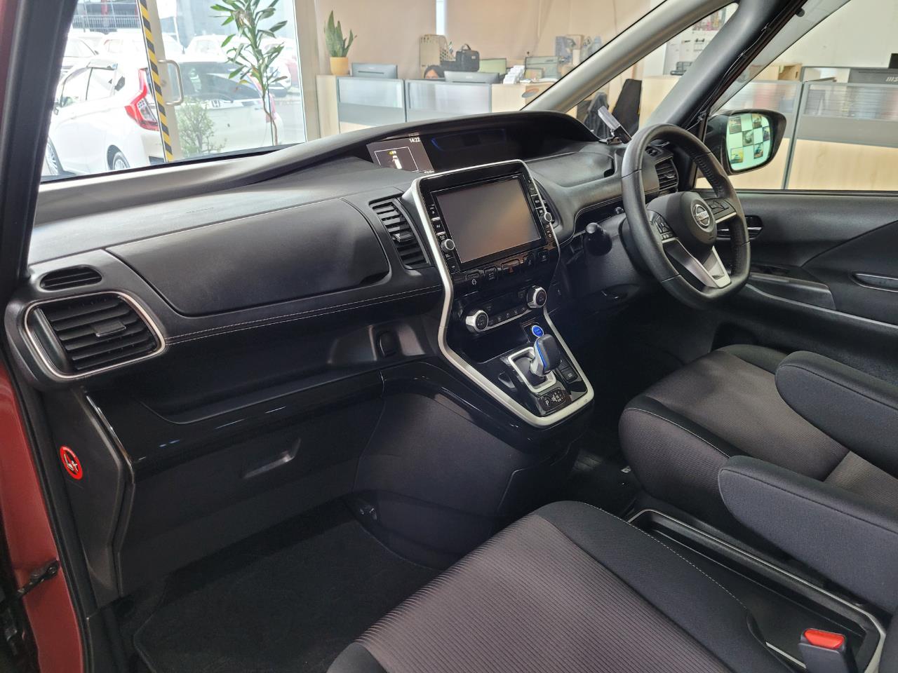 2018 Nissan Serena