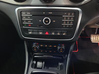 2016 Mercedes-Benz CLA 250 - Thumbnail